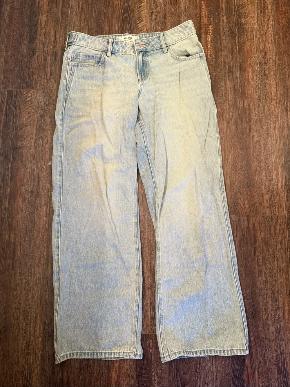 HOLLISTER low rise adjustable baggy jeans